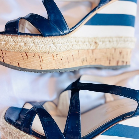 Prada - Picture 7 of 10